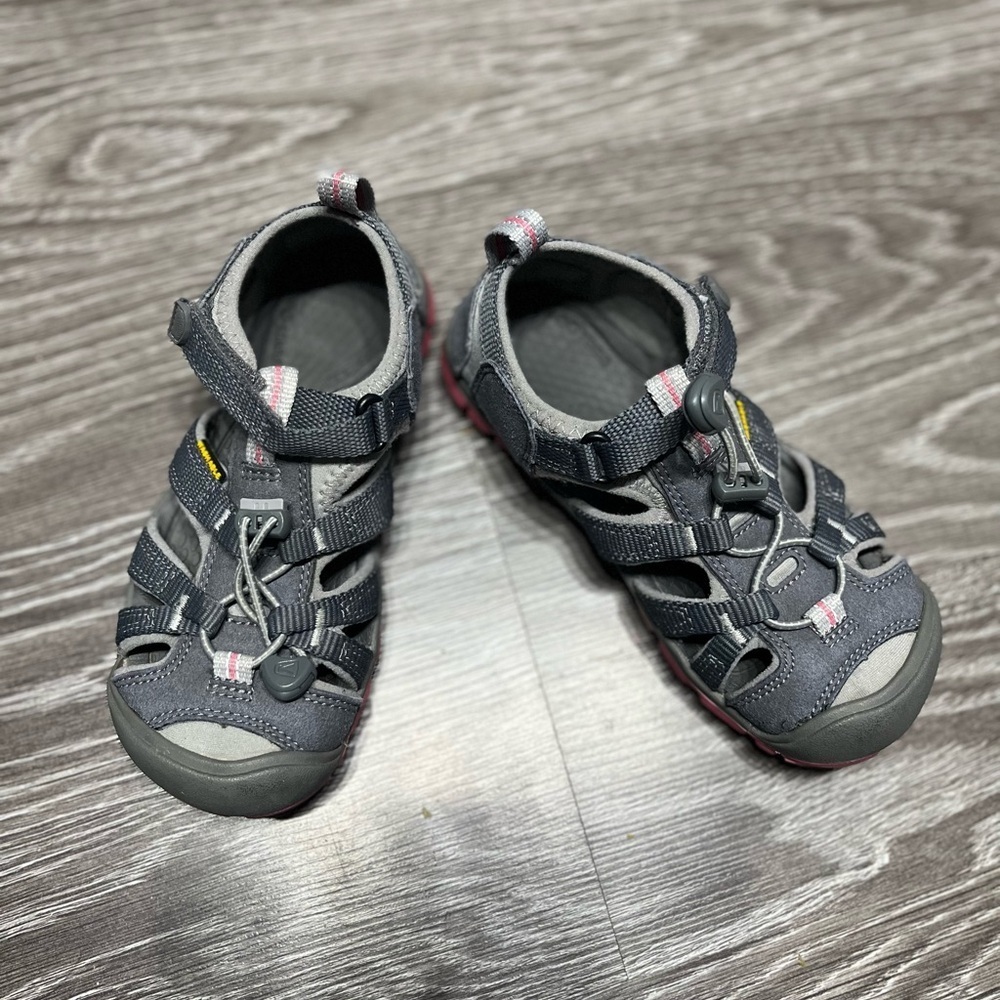 KEEN Girls Sandals-Size 13US - Picture 2 of 7